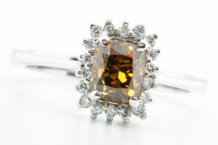 **No Reserve** - 18 kt. White gold - Ring - 1.22 ct Diamond - Natural Fancy Deep Brownish Orange-Yellow SI1 & VS Diamonds