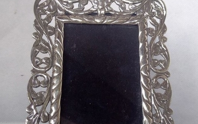 Picture frame - .800 silver, handcrafted openwork- Italy - mid 20th century