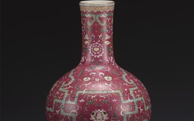 QING FAMILLE ROSE RUBY RED GROUND VASE