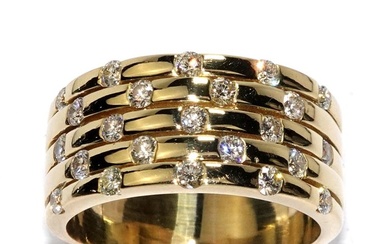 Ring - 18 kt. Yellow gold - 0.69 tw. Diamond (Natural)