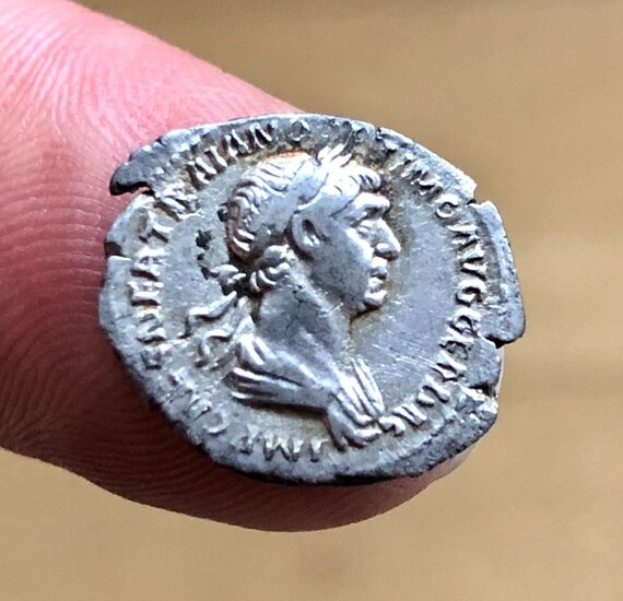 Roman Empire - AR Quinarius, Traian (AD 98-117). Rome mint, struck AD 112-115 - Silver