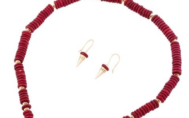 Set Collier und Ohrhänger aus Bambuskoralle mit Brillanten zus. ca. 0,4 ct