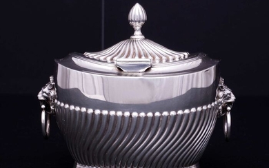 Sugar bowl, with Lion's Head (1) - .925 silver - Marston & Bayliss (active 1900-1907) - England - 1904