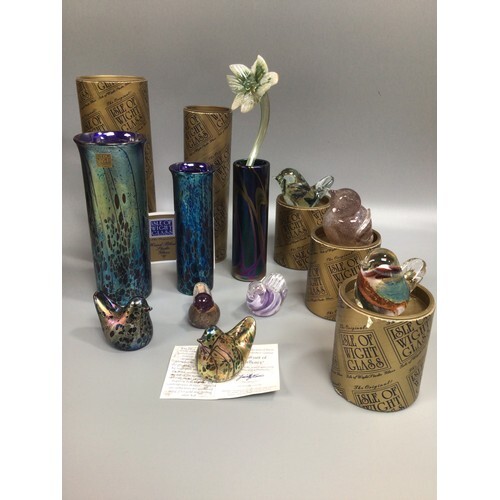 Ten various items of Isle of Wight studio glass including t...