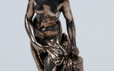 Victor PAILLARD (1805-1886) :Petit sujet en bronze argenté représentant une baigneuse. Monogrammé. Epoque XIXe. Haut...