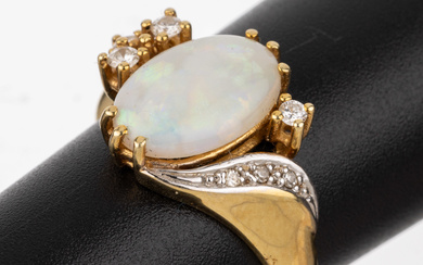 14 kt gold opal-diamond-ring , YG/WG 585/000, oval opal-cabochon with...