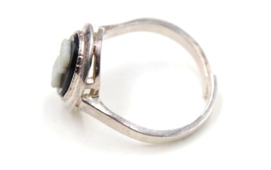 835er Silber-Ring mit Gemme, 4,2gr, offene Schiene
