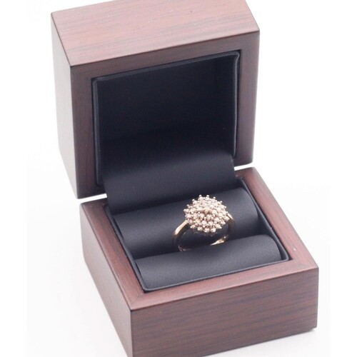 9 Carat Gold Brilliant Cut Ladies Diamond Cluster Ring Size ...