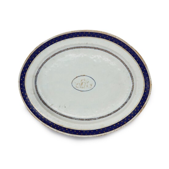 A Large Chinese Export Initialed Oval Platter Qing Dynasty, Qianlong Period, circa 1790 | 清乾隆 約1790年 藍彩描金字母紋大盤