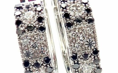 Authentic! Roberto Coin Pois Moi 18k White Gold Black White Diamond Earrings