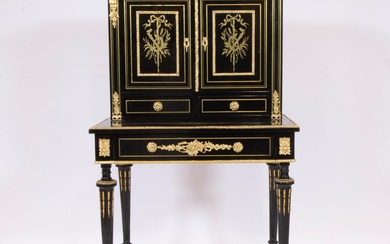 Black lacquered furniture Napoleon III Bonheur du Jour with gilt bronze fittings