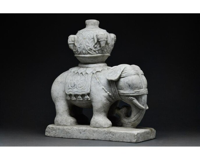 CHINESE MING DYNASTY MARBLE ELEPHANT