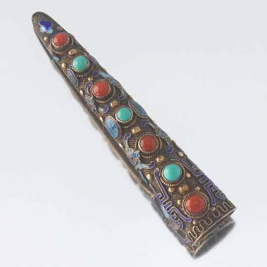 Chinese Silver Gilt, Enamel and Gemstone Hanfu Queen Royal Court Finger Accessory, Fashioned as a Pin/Brooch