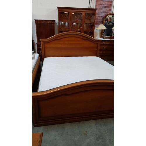 Classic Wooden Headboard King Size Bed with Mattress (191cm ...