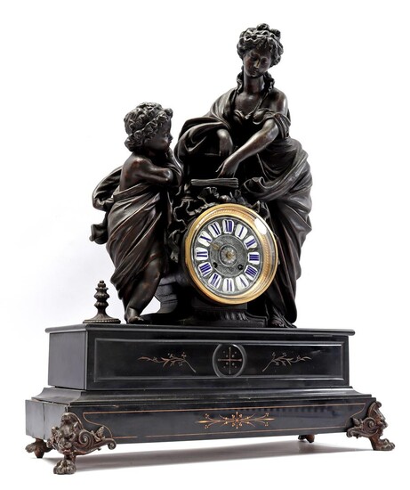 (-), Classic table mantel clock in marble case...