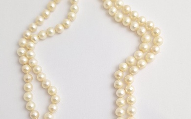 Collier de perles à 2 rangs avec fermoir en or blanc 750 millièmes, serrure à...