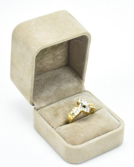 Estate 14kt Gold & Diamond Engagement Ring
