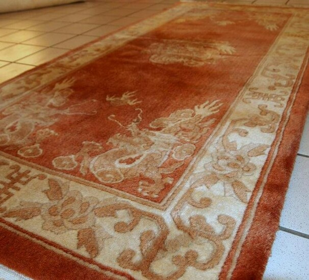 Handmade vintage Art Deco Chinese rug 2.9' x 6.3' (90cm