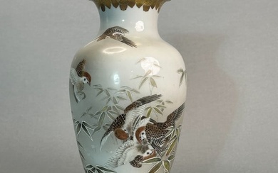 Japanese Yokohama Porcelain of Snow Bird Scene, Meiji Period