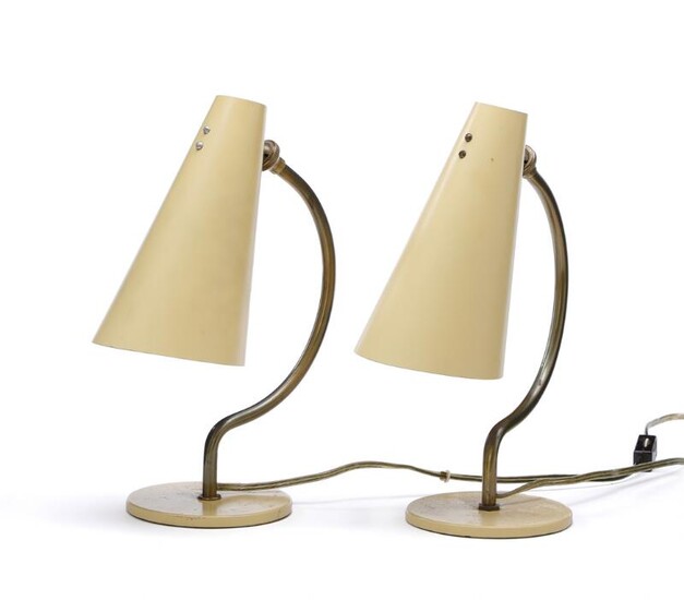 SOLD. Knud Joos-Jensen, attributed: A pair of table lamps with stem of brass. Shade and base of yellow lacquered metal. – Bruun Rasmussen Auctioneers of Fine Art