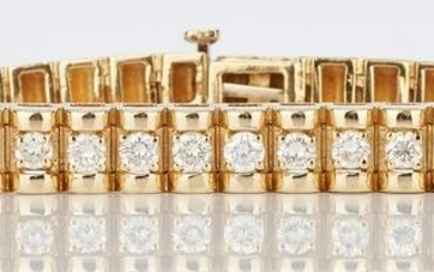 Ladies 14K Gold & Diamond Bracelet