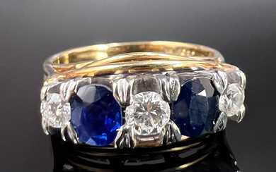 Ladies' ring. 585 yellow gold and white gold with 3 diamonds and 2 sapphires.