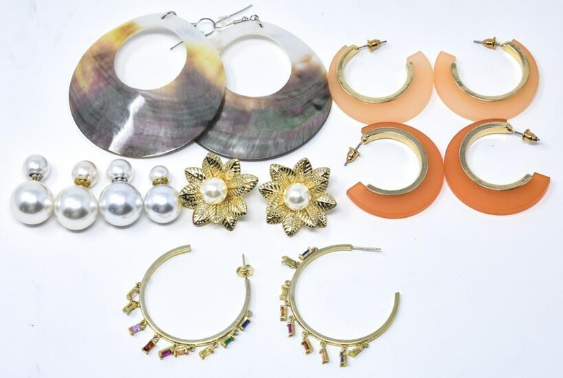 Lot of 5 pairs of Costume Jewelry Earrings