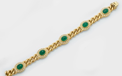 Magnifique bracelet en émeraude et brillants en or jaune léger, taille 750. Bracelet armure serti...