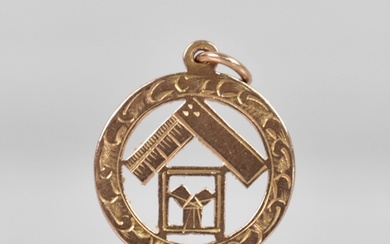 Masonic Interest: A 9ct Gold Masonic Circular Charm/Pendant,...