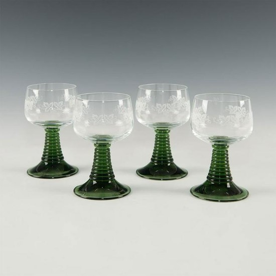 SET OF 4 GERMAN ART NOUVEAU ETCHED PORT WINE GLASSES