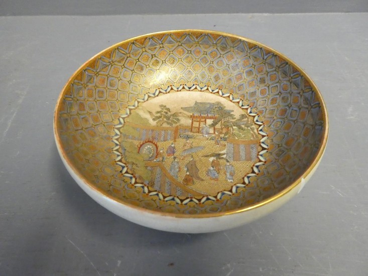 Satsuma dish with gold ground with temple scene 16 cm dia