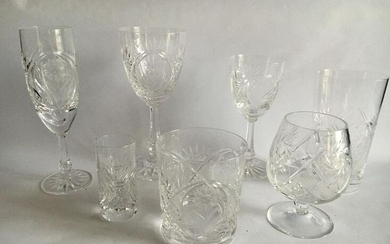 Service in cut crystal by G. HARTWIG, decorated...
