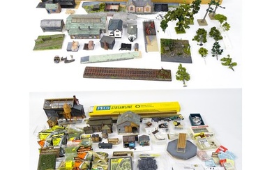 Toys - Model Train / Railway Interest : A large quantity of ...