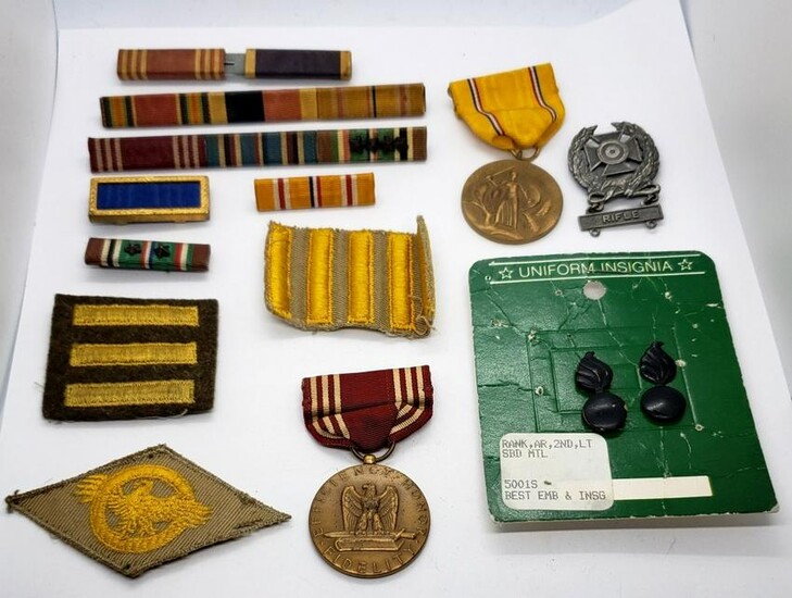 WWII US Army Lot - Medals, Ribbons, Pins