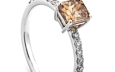 1.28 tcw Diamond Ring - 14 kt. White gold - Ring - 1.05 ct Diamond - 0.23 ct Diamonds - No Reserve Price
