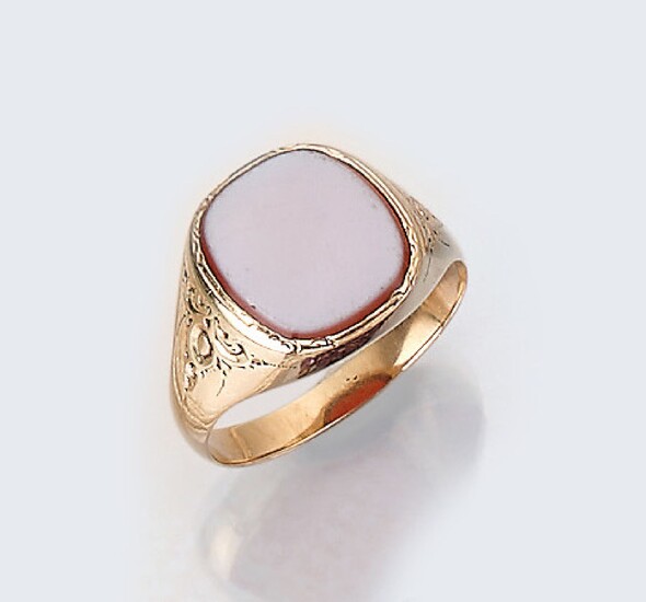 14 kt gold signet ring with carneolian ,...