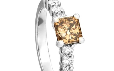1.62 tcw Diamond Ring - 14 kt. White gold - Ring - 1.06 ct Diamond - 0.56 ct Diamonds - No Reserve Price