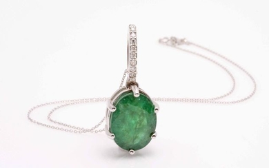 18 kt. White gold - Necklace with pendant - 13.20 ct Emerald - Diamond