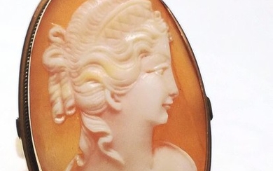 18 kt. Yellow gold - Ring Cameo lady of the nineteenth century profile