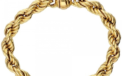 18K. Yellow gold vintage Uno A Erre twisted link bracelet.