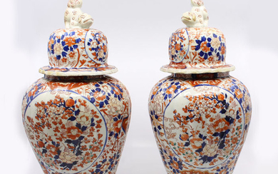 Vases (2) - Imari - Porcelain - Japan - 19th century