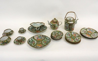(29) pieces of Rose Medallion porcelain, late