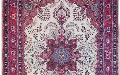 8 x 11 Ivory Semi-Antique Persian Sarouk Rug