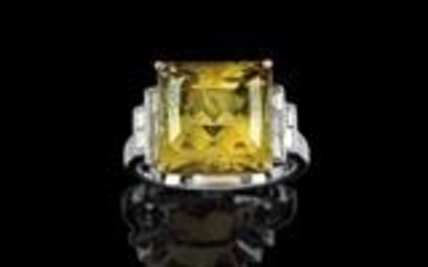 A diamond and chrysoberyl ring