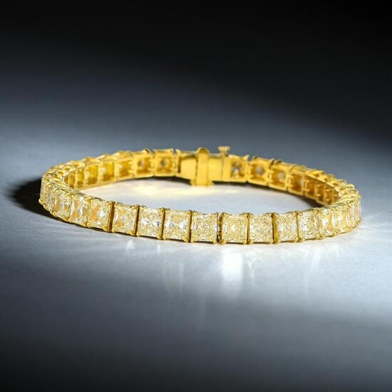 A Yellow Diamond Line Bracelet, 21.65 CTW