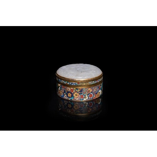 A Chinese cloisonne box with white jade cover, 19th C.Descri...