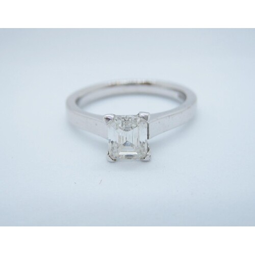 A Diamond single stone Ring, corner claw-set radiant-cut sto...