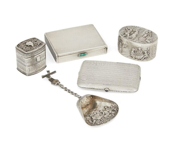 A French silver powder compact with striated...