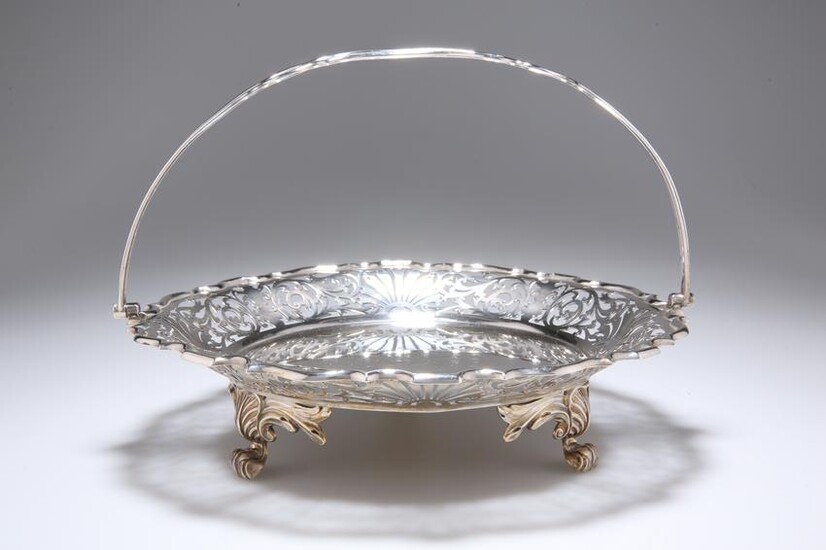 A GEORGE V SILVER CAKE STAND, by Walker & Hall