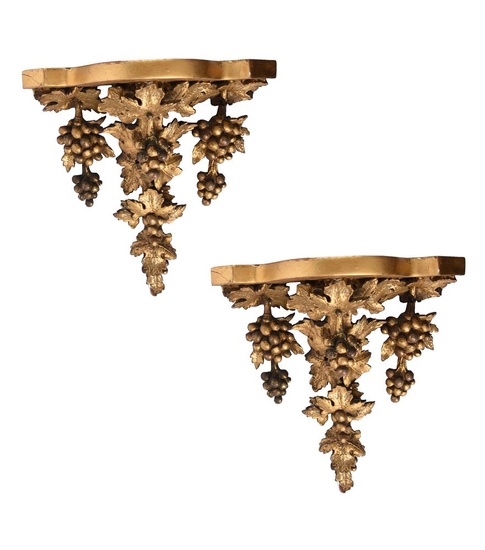 A PAIR OF VICTORIAN GILTWOOD AND COMPOSITION WALL BRACKETS